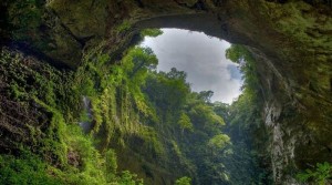 Csodálatos drón videó a legnagyobb barlangról
